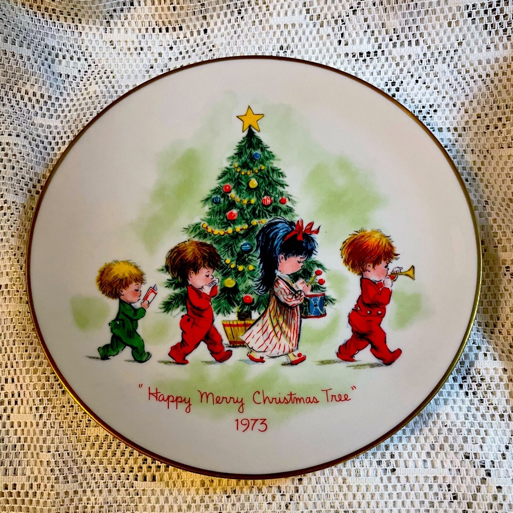 Vintage 1973 Moppets Gorham Happy Christmas Tree